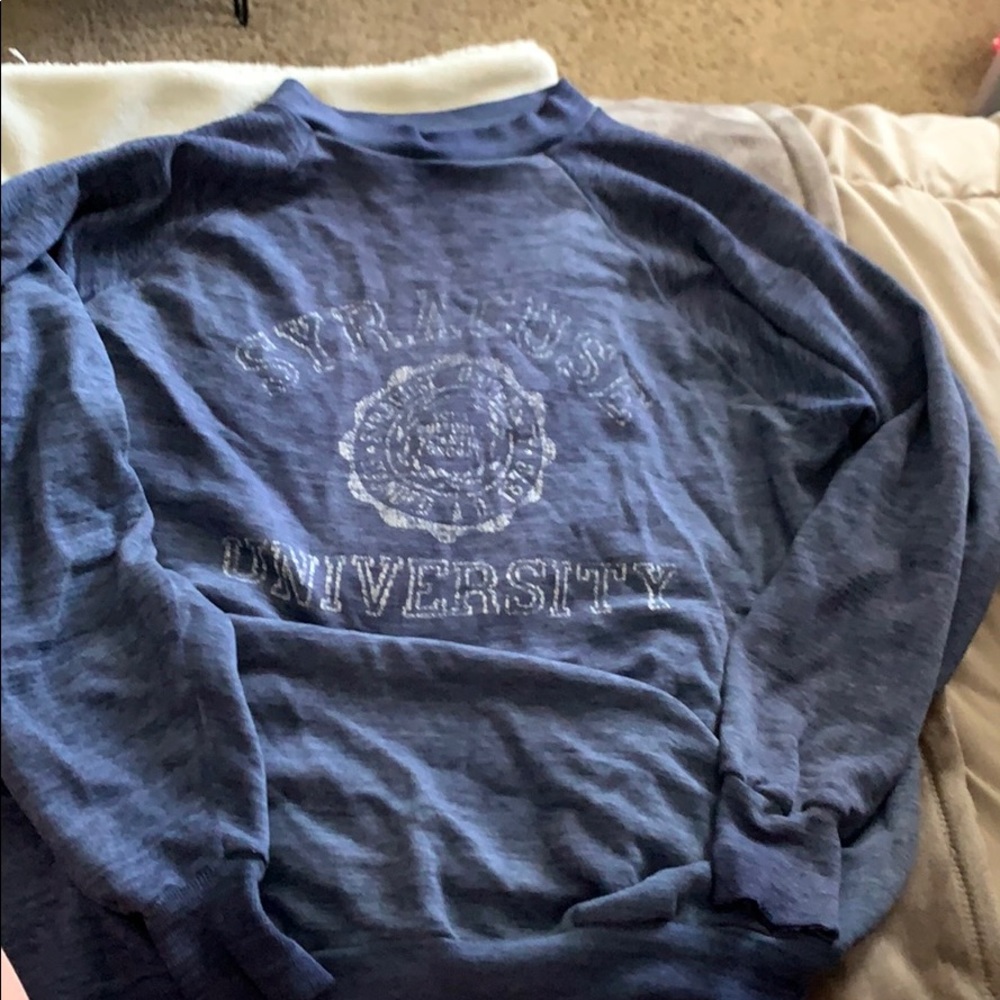 crew neck